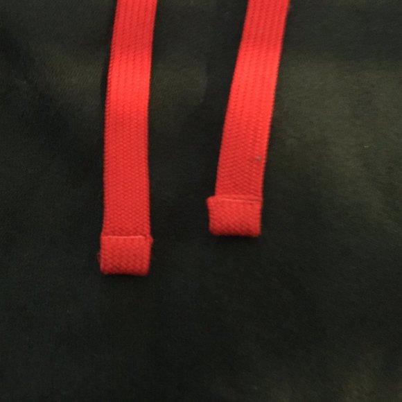 Under Armour Black Hoodie - Picture 6 of 12